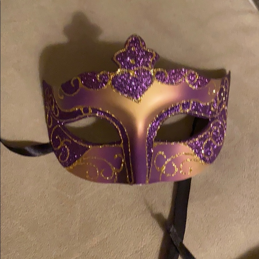 Masquarade mask